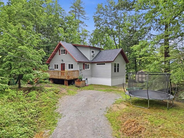 26 Bobolink Lane, Hillsborough, NH 03244
