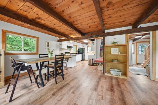 26 Bobolink Lane, Hillsborough, NH 03244