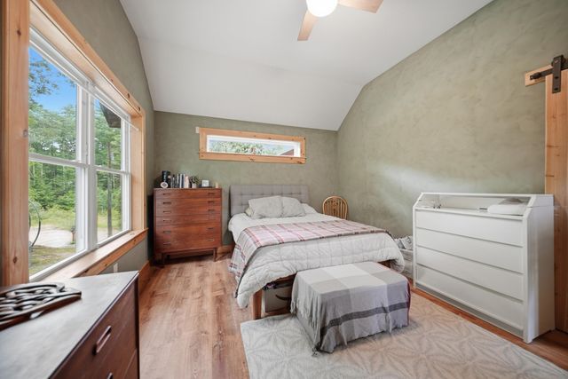 26 Bobolink Lane, Hillsborough, NH 03244