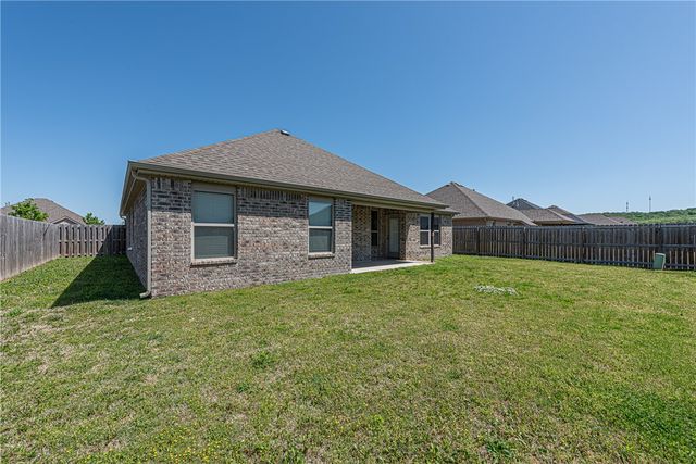 4475 W Barhem Drive, Fayetteville, AR 72704