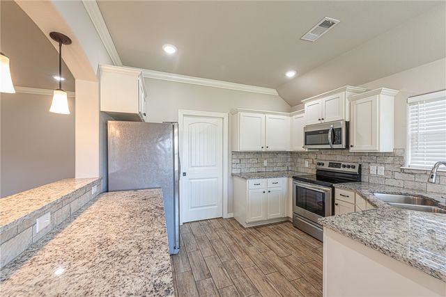 4475 W Barhem Drive, Fayetteville, AR 72704
