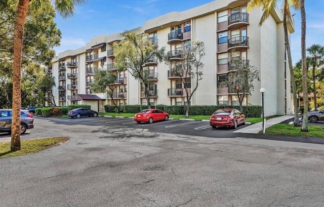 2701 Riverside Drive, Coral Springs, FL 33065