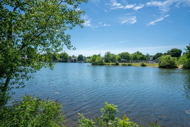 40 Carter Rd, Lynn, MA 01904