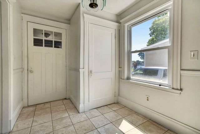 40 Carter Rd, Lynn, MA 01904