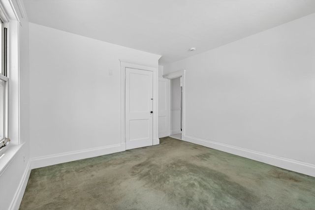 40 Carter Rd, Lynn, MA 01904