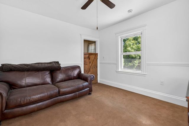 40 Carter Rd, Lynn, MA 01904