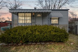 11033 Continental Avenue, Warren, MI 48089