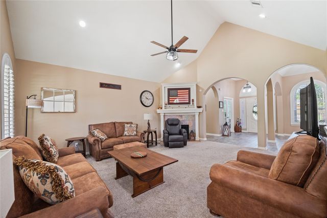 7107 Nickaburr Creek Drive, Magnolia, TX 77354