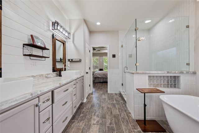 7107 Nickaburr Creek Drive, Magnolia, TX 77354