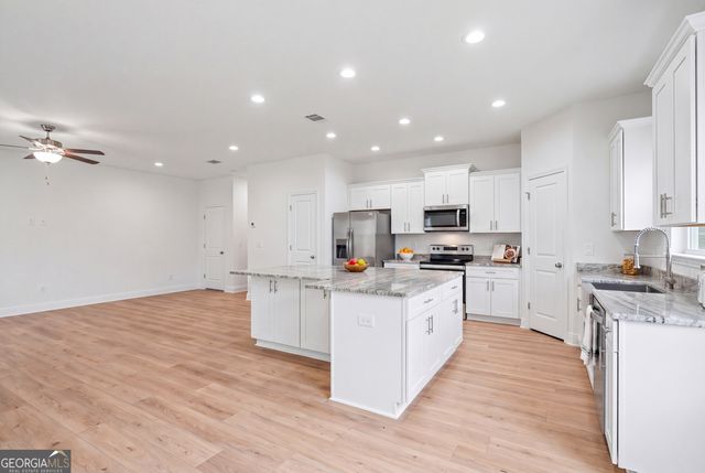 825 Fitzroy Drive, Athens, GA 30606