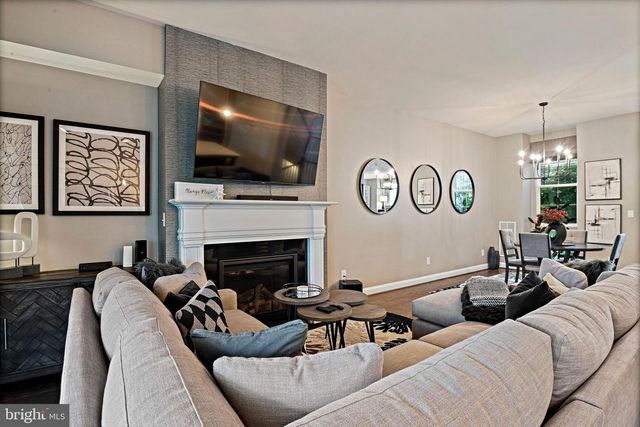 23560 EPPERSON SQ, Brambleton, VA 20148
