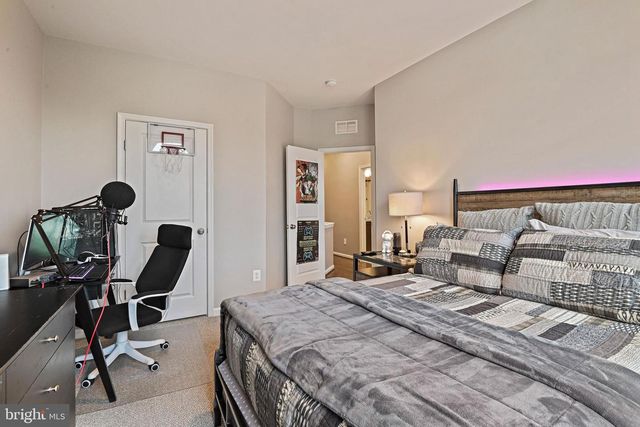 23560 EPPERSON SQ, Brambleton, VA 20148