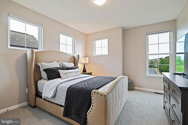 23560 EPPERSON SQ, Brambleton, VA 20148