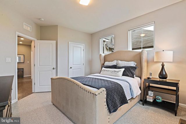 23560 EPPERSON SQ, Brambleton, VA 20148