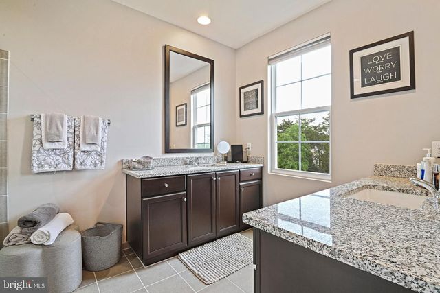23560 EPPERSON SQ, Brambleton, VA 20148