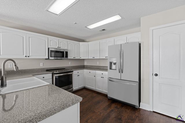 119 Hummingbird Lane, Kathleen, GA 31047