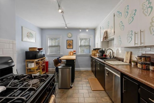 4819 Holly Street, Kansas City, MO 64112