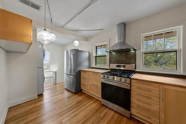 4819 Holly Street, Kansas City, MO 64112