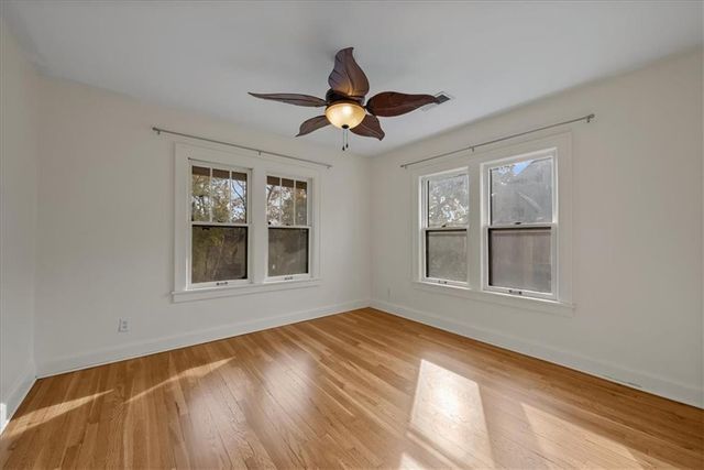 4819 Holly Street, Kansas City, MO 64112