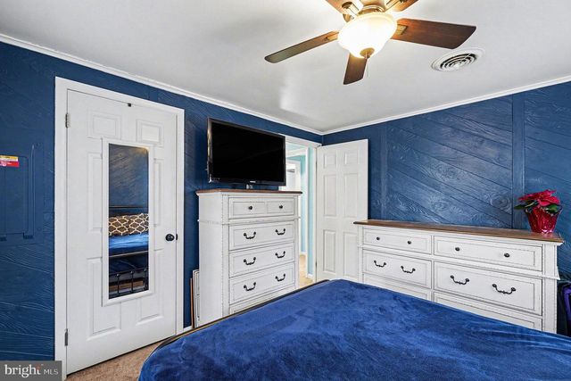 111 N TARTAN DR, Elkton, MD 21921