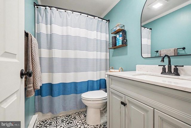 111 N TARTAN DR, Elkton, MD 21921