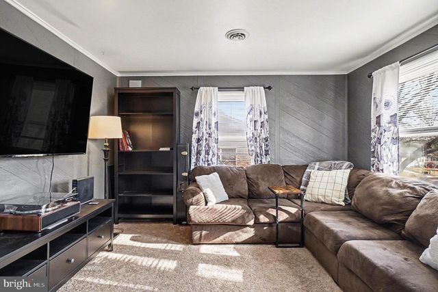 111 N TARTAN DR, Elkton, MD 21921