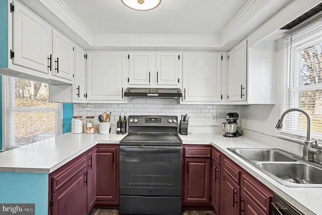 111 N TARTAN DR, Elkton, MD 21921