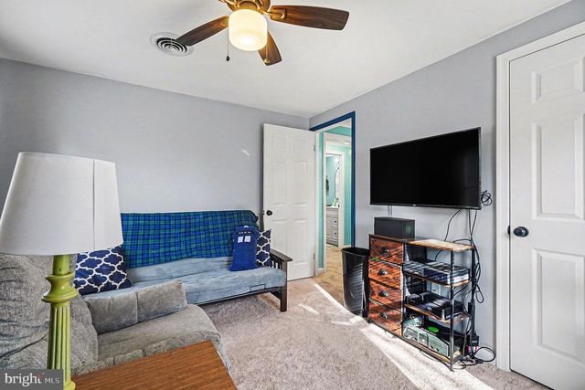 111 N TARTAN DR, Elkton, MD 21921