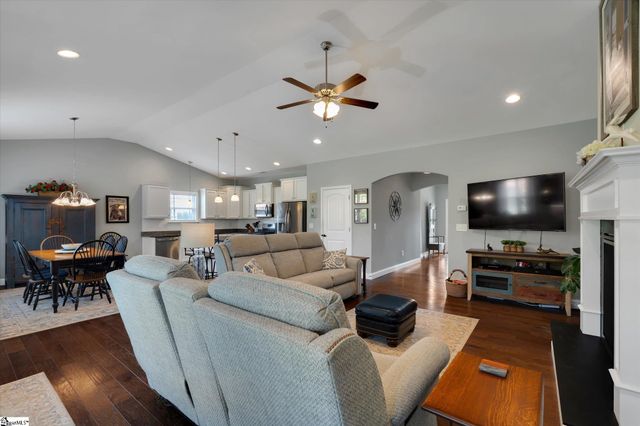 114 Jones Kelley Road, Travelers Rest, SC 29690