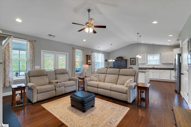 114 Jones Kelley Road, Travelers Rest, SC 29690