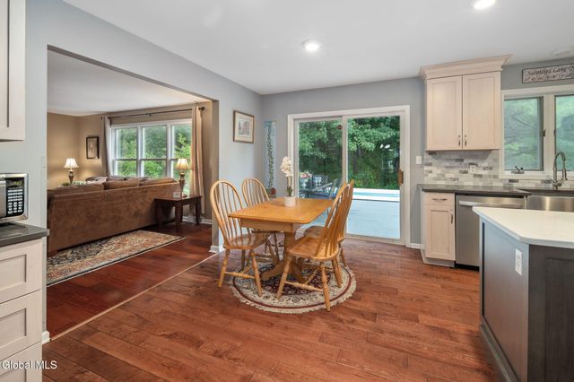 12 Flying Dutchman Way, Saratoga Springs, NY 12866