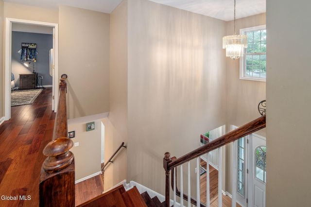 12 Flying Dutchman Way, Saratoga Springs, NY 12866