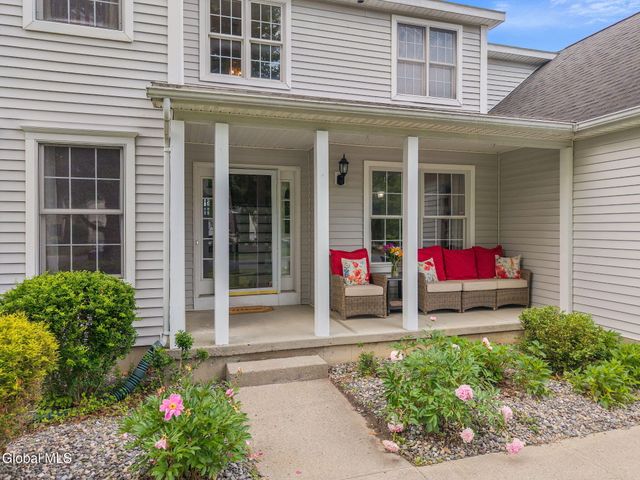 12 Flying Dutchman Way, Saratoga Springs, NY 12866