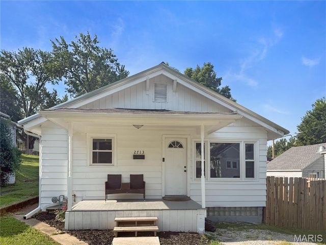 2713 Laclede, Hannibal, MO 63401