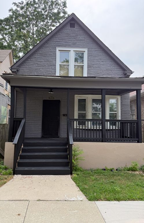 7621 S Saint Lawrence Avenue, Chicago, IL 60619