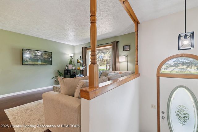 15364 Wright Road, Grand Ledge, MI 48837