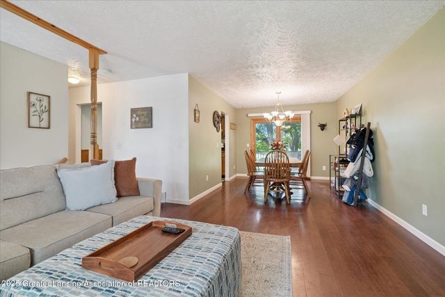 15364 Wright Road, Grand Ledge, MI 48837