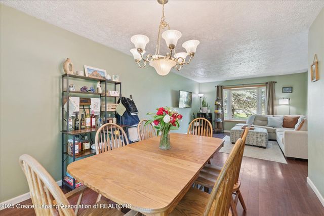 15364 Wright Road, Grand Ledge, MI 48837