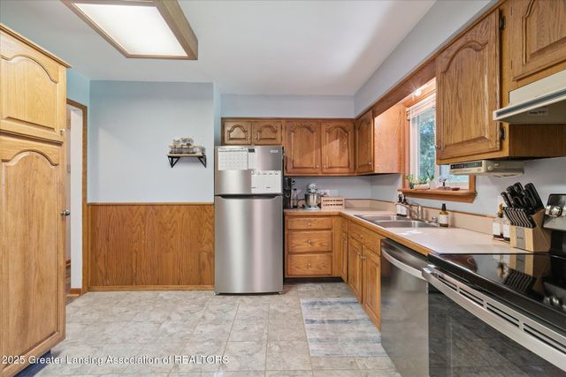 15364 Wright Road, Grand Ledge, MI 48837