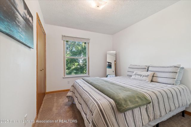 15364 Wright Road, Grand Ledge, MI 48837