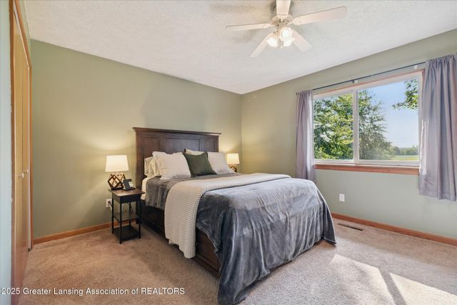 15364 Wright Road, Grand Ledge, MI 48837