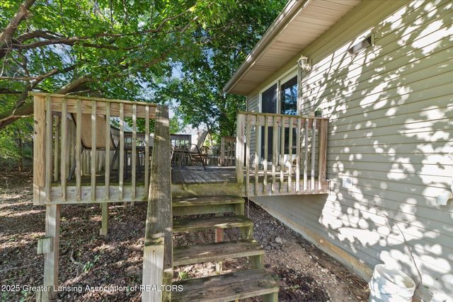 15364 Wright Road, Grand Ledge, MI 48837