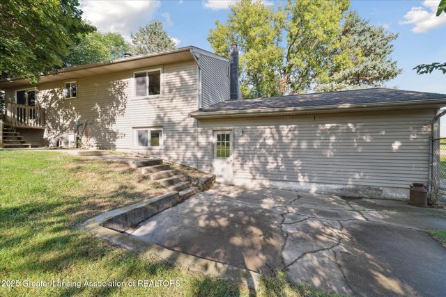 15364 Wright Road, Grand Ledge, MI 48837