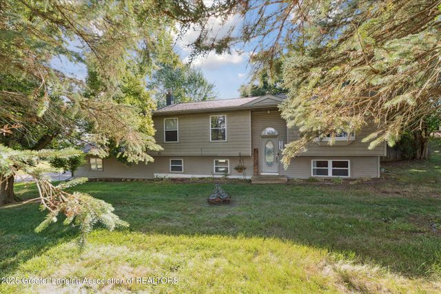 15364 Wright Road, Grand Ledge, MI 48837