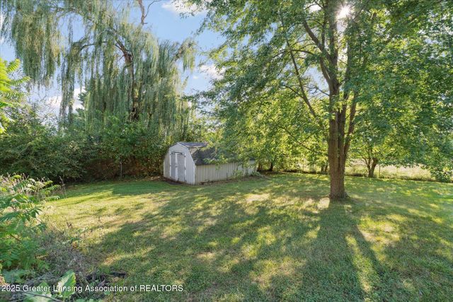 15364 Wright Road, Grand Ledge, MI 48837