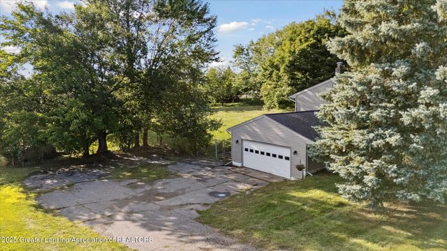 15364 Wright Road, Grand Ledge, MI 48837
