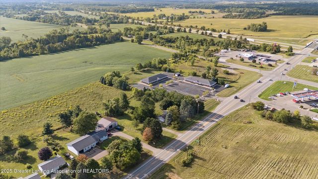 15364 Wright Road, Grand Ledge, MI 48837