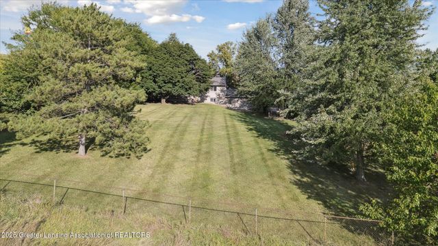 15364 Wright Road, Grand Ledge, MI 48837