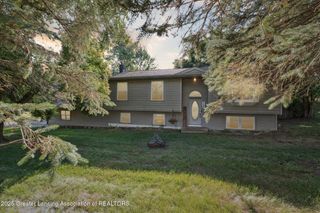 15364 Wright Road, Grand Ledge, MI 48837
