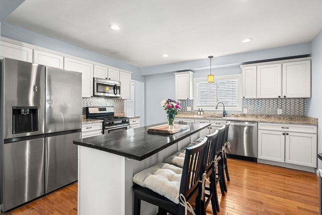 7 Platts Street, Holbrook, MA 02343